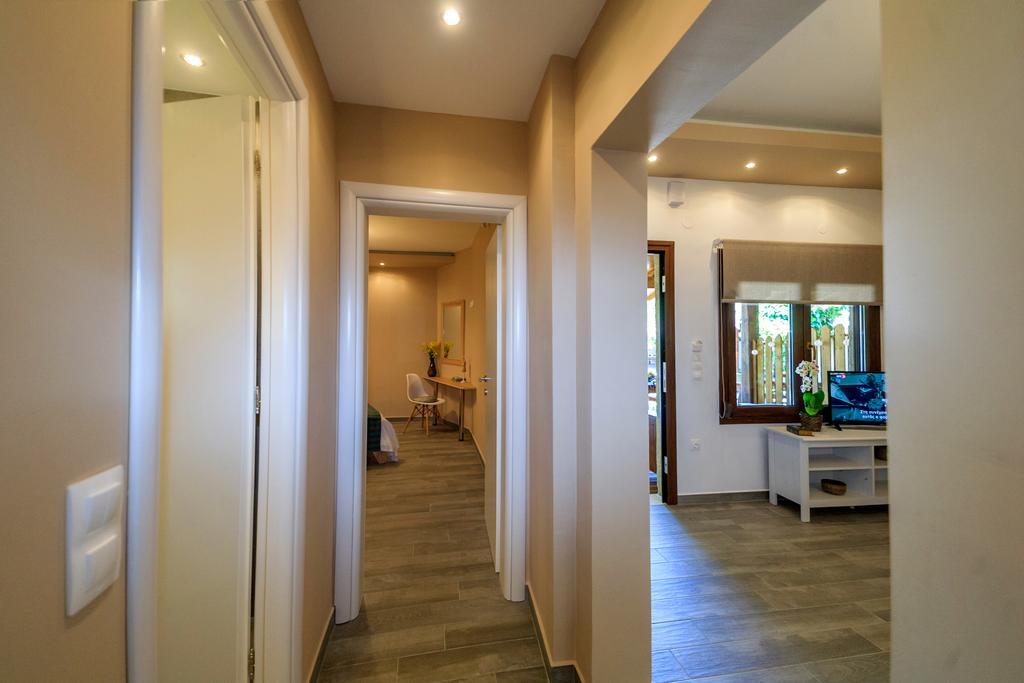 Kissos Apartments วูร์วูรู ภายนอก รูปภาพ